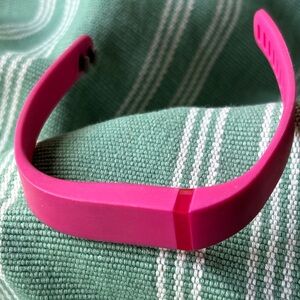 Fitbit bracelet
Gently used